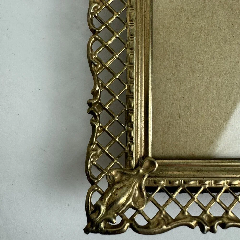 Vintage 9 x11 Gold Filigree Ornate Metal Picture Frame